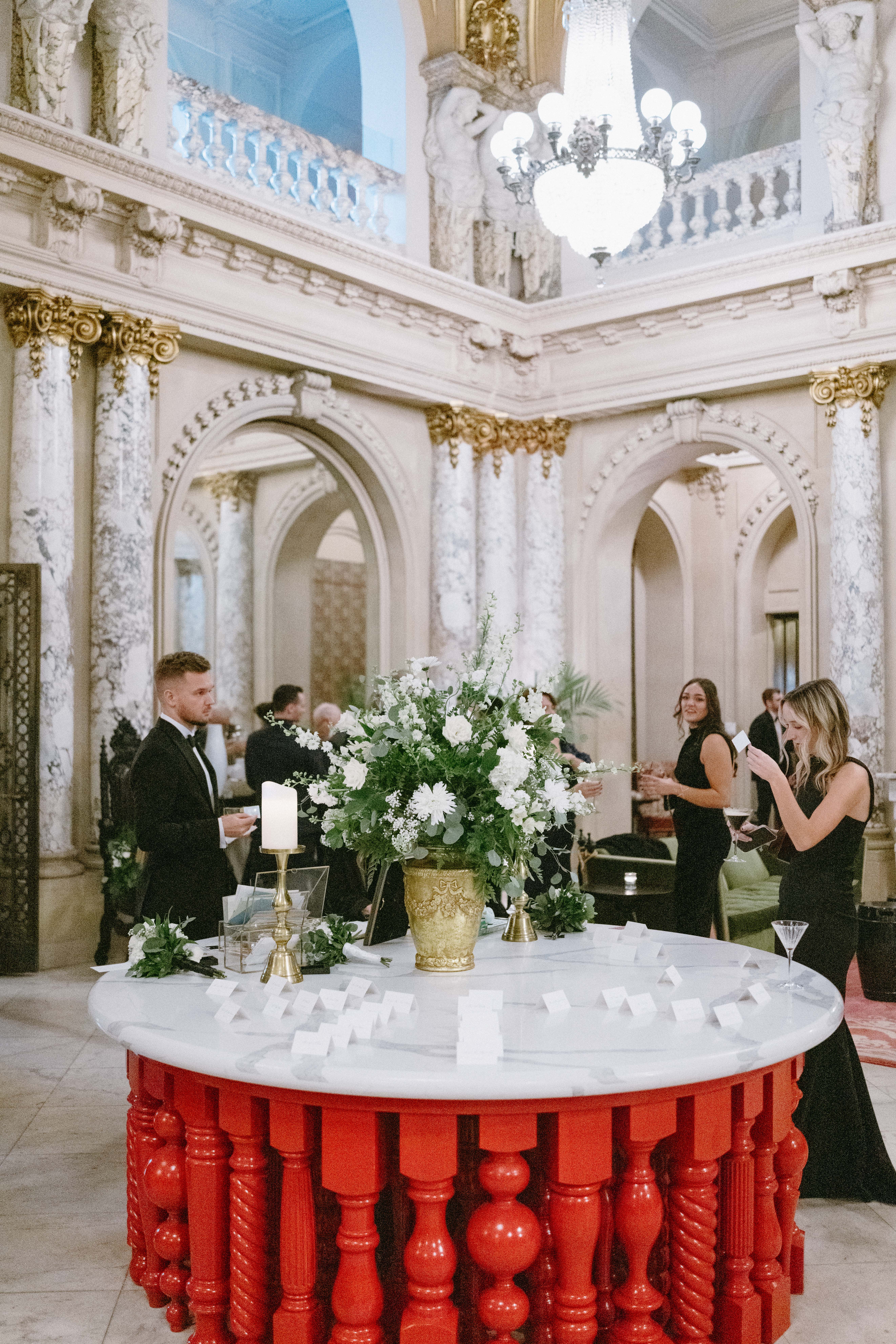 Escort card display table featuring tented name cards
