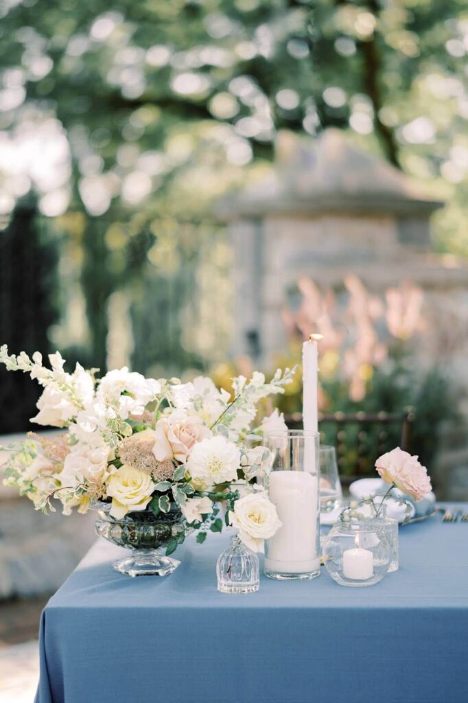 Pastel florals for a spring wedding