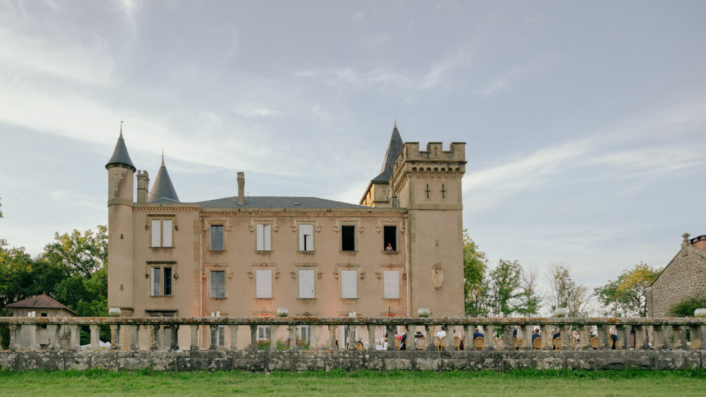 Exterior of Château de Sibra during a wedding reception