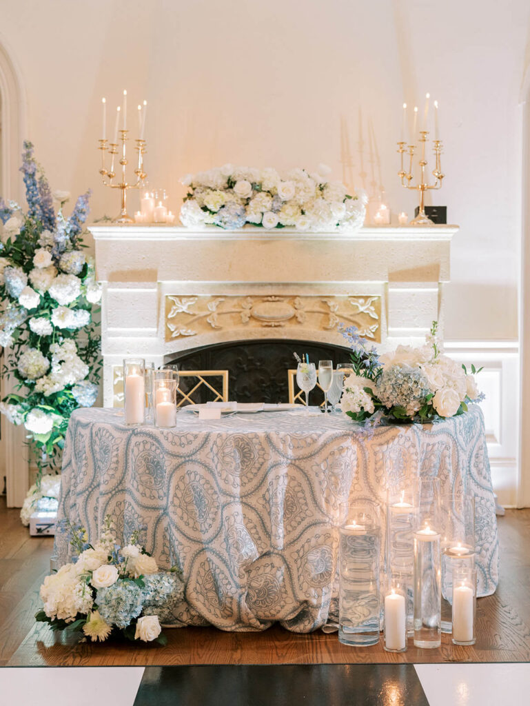 Elegant and romantic sweetheart table